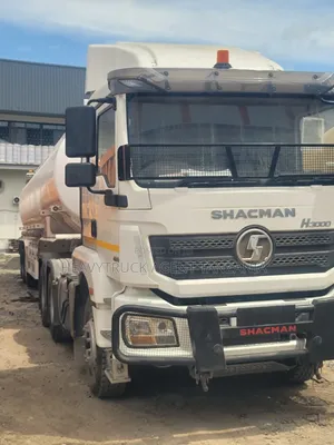 Shacman H3000 Semi-Trailer (Brand New)