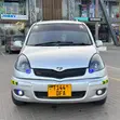Toyota Fun Cargo 2004 Silver - 2