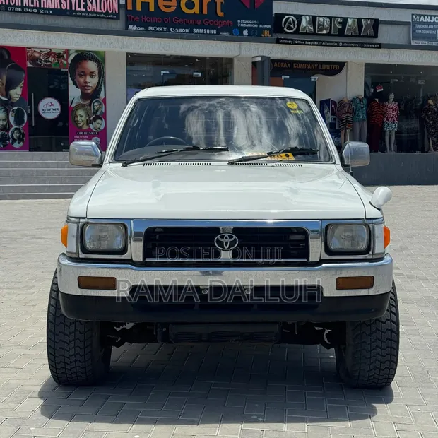Toyota Hilux Double Cabin 1999 - 1