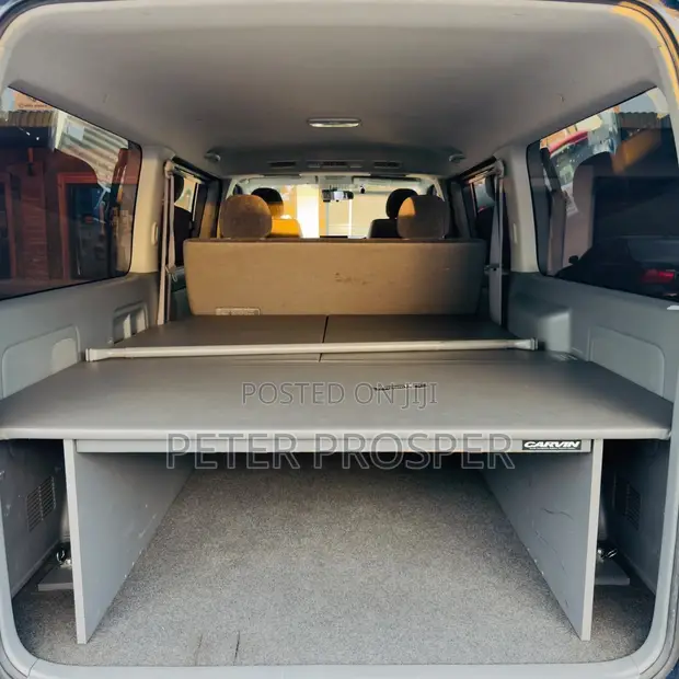 2005 Toyota Hiace Super GL - 1