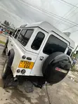 Land Rover Defender 2014 White - 2