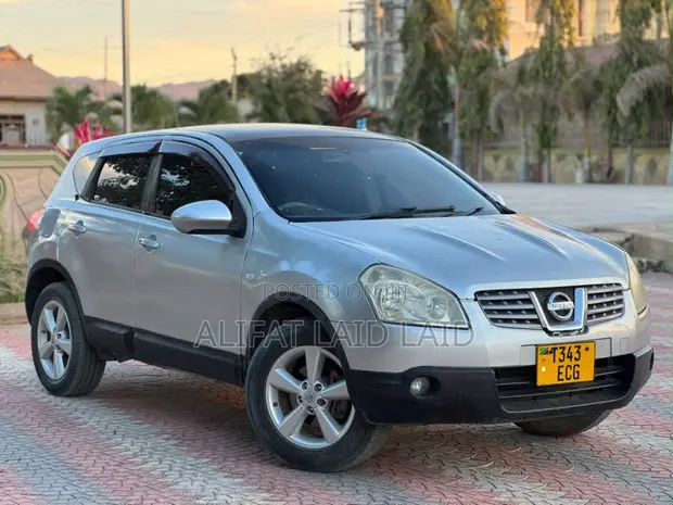 Nissan Dualis 2009 Silver - 1