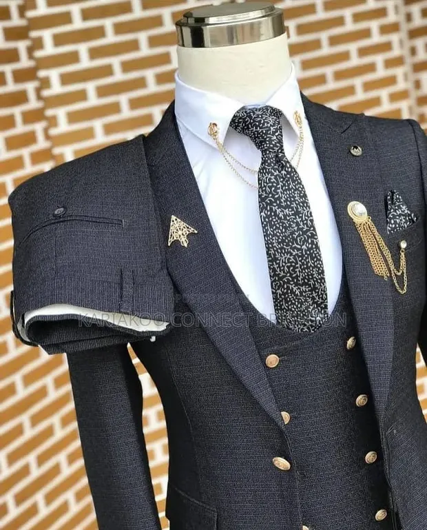 Charcoal Black Textured Three-Piece Suit - 1
