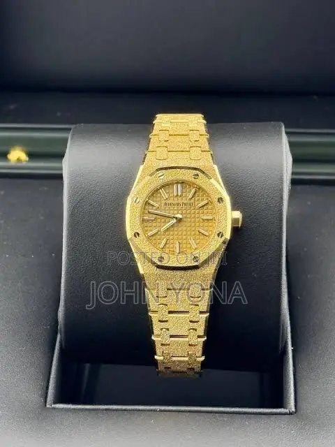 Audemars Piguet Royal Oak Mini Frosted Gold Quartz Watch - 1