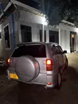Toyota RAV4 2001 - 5