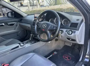 Mercedes-Benz C-Class 2008