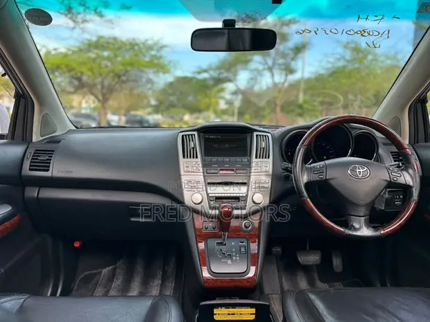 Toyota Harrier 2.4 SUV 2009 White - 1