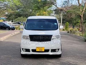 Toyota Alphard 2004