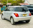 Toyota IST 2006 Silver - 2