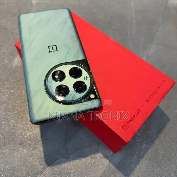 OnePlus 12 256GB Green - 1