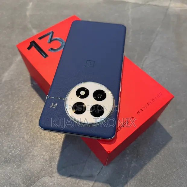 OnePlus 13 512GB Blue (Refurbished) - 1