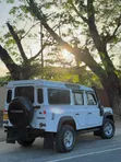 Land Rover Defender 2014 White - 2