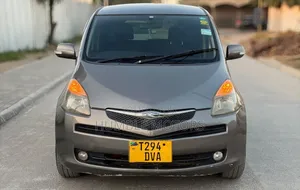 Toyota Ractis 2006 Kijivu