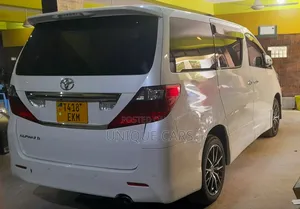 Toyota Alphard 2.4 Petrol FWD 2008