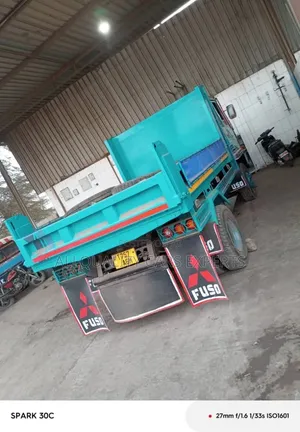 Fuso Tipper Dump Truck - Tayari kwa Kazi