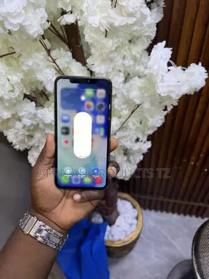 Apple iPhone 11 Pro Max 256GB Dhahabu