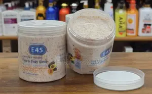 E45 Scrub cha Uso na Mwili