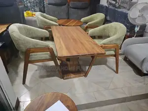 Kiti cha Mkono cha Kifahari - Fremu ya Mbao Imara, Kitambaa Kidumu