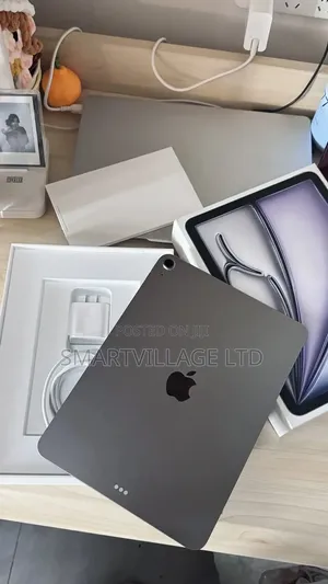 New Apple iPad Air 13-inch (2025) 128GB Gray