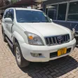 Toyota Land Cruiser Prado 2007 White - 2