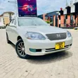 Toyota Mark II 2004 Nyeupe - 1