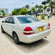Toyota Mark II 2004 Nyeupe - 3