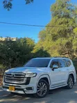Toyota Land Cruiser LC300 2024 Nyeupe - 1