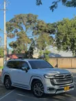 Toyota Land Cruiser LC300 2024 Nyeupe - 3