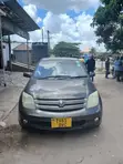 Toyota IST 2004 Gray - 1