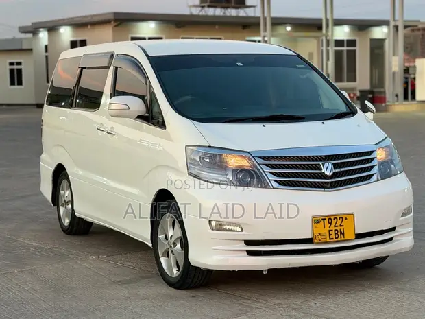 Toyota Alphard 2005 White - 1