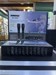 UHF Wireless Professional Microphone - 2