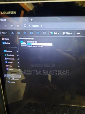 Laptopi ya Lenovo ThinkPad T14 G2 - 16GB RAM, 512GB SSD