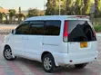 Toyota Noah 2001 White - 4