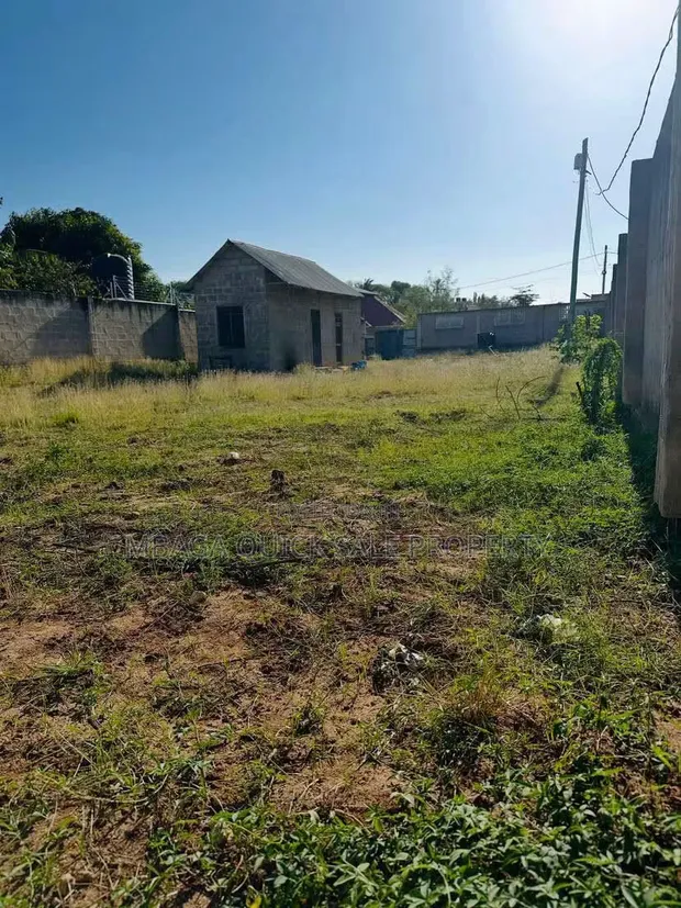 Eneo la 1000 sqm la Makazi Linauzwa Salasala Benako - 1