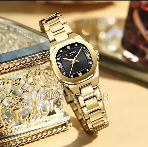 Gold Quality Fashion Watch - 1