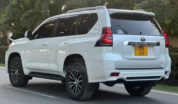 Toyota Land Cruiser Prado 2020 White - 1