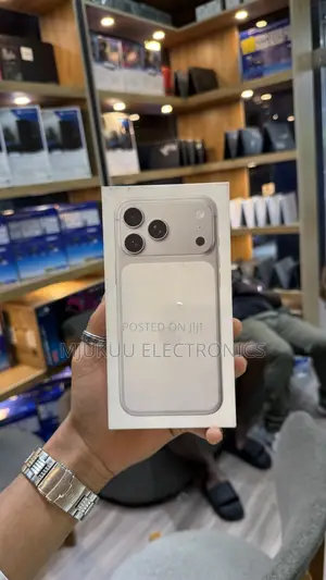 New Apple iPhone 17 Pro Max 256GB Silver