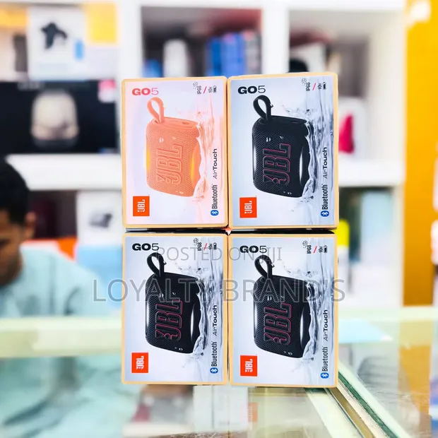 JBL GO Essential Bluetooth Speaker, Haiingii Maji, Betri ya Saa 10 - 1