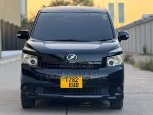 Toyota Noah 2008 Nyeusi