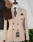 Suti ya Beige Double-Breasted Three-Piece ya JOSLINO - 3