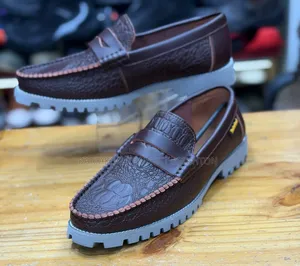 Timberland Loafers Nyeusi za Kawaida Zenye Muundo wa Mamba