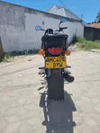 Bajaj Boxer 125 2023 Nyeusi - 2