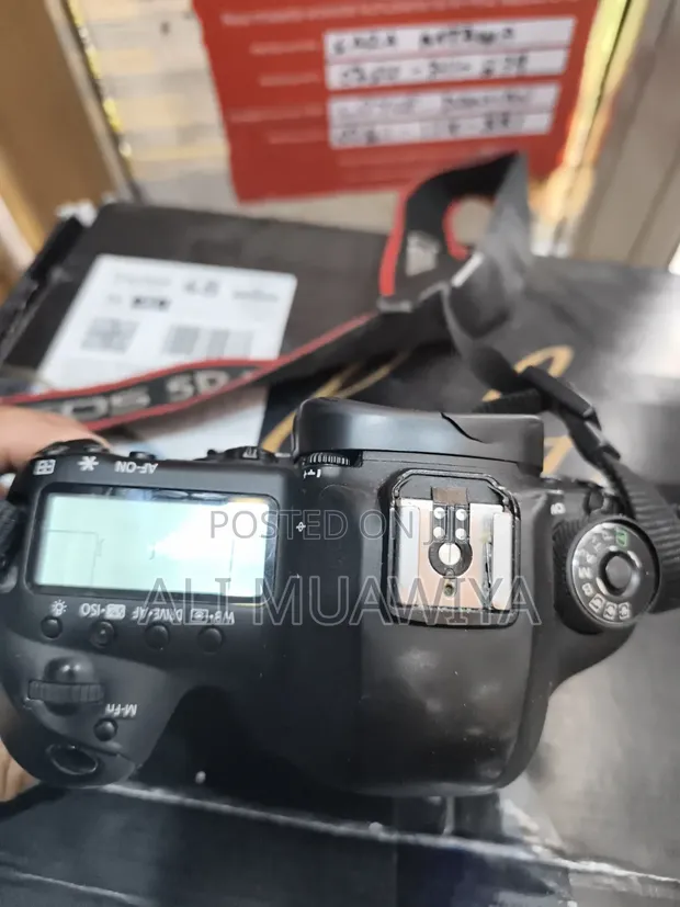 Canon 5D Mark IV Used DSLR Camera - 1