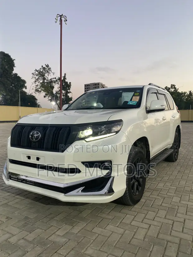 Toyota Land Cruiser Prado 2022 - Imeagizwa Mpya kutoka Japan - 1
