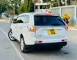 Mitsubishi Outlander 2012 White - 3