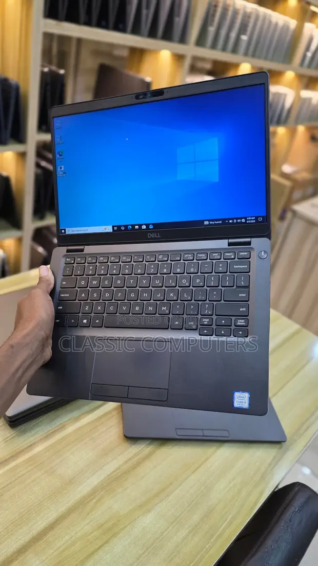 Laptop Dell Latitude 5300 8GB RAM, 256GB SSD - 1