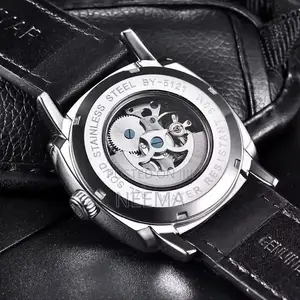 Saa ya Benyar Automatic