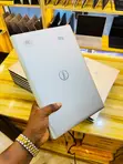 Dell Vostro 13 5300 Laptop: Intel Core i5, 8GB RAM, 256GB SSD - 1