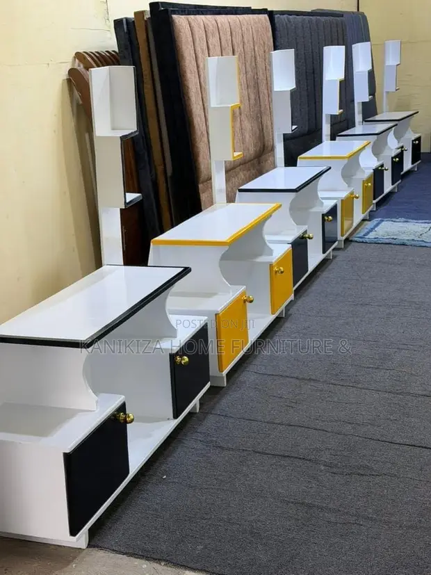 Modern Showcase ya Mbao - Woodstock - 1