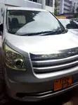 Toyota Noah 2009 Silver - 1